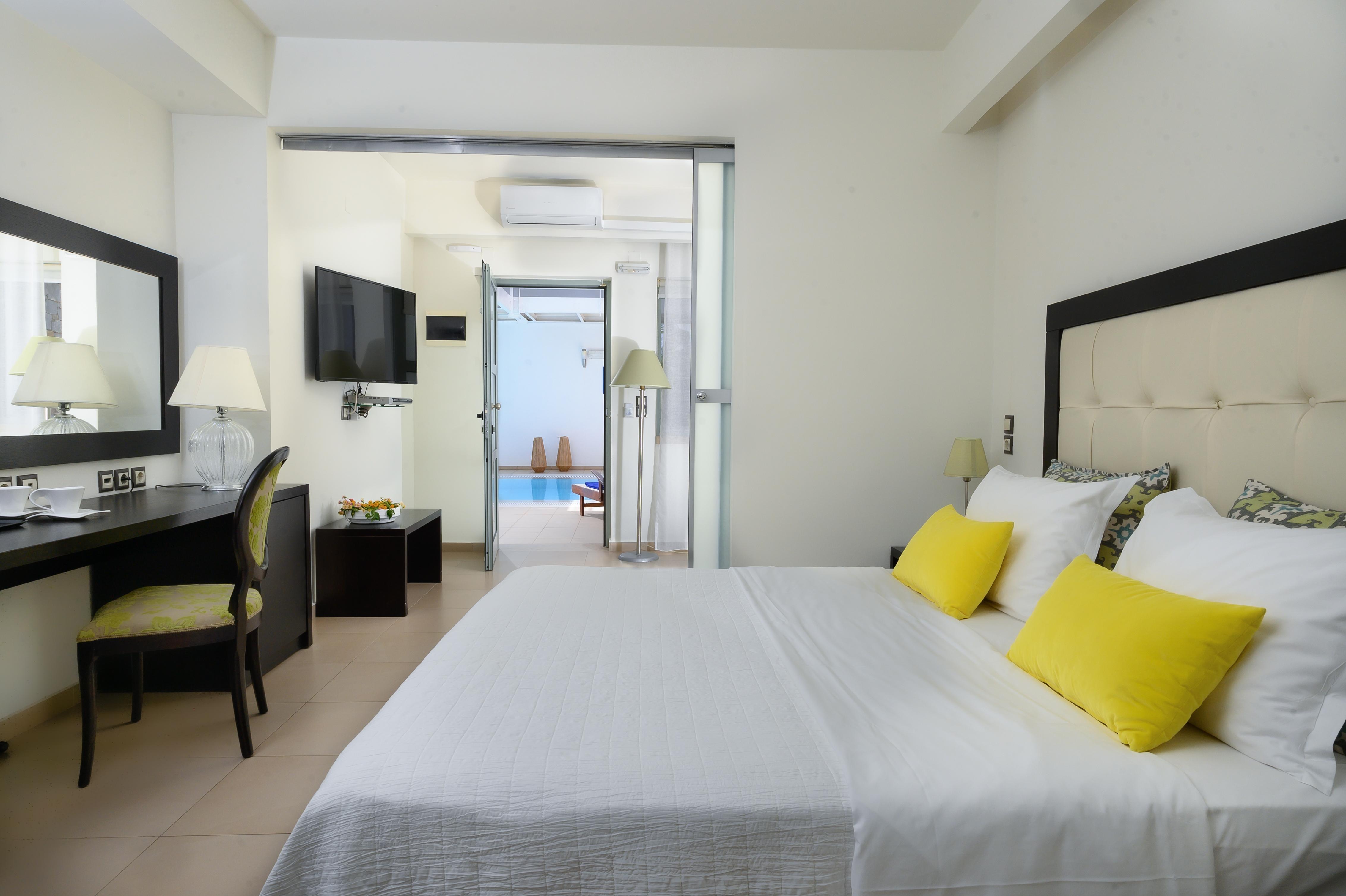 Angela Suites Boutique Hotel Sissi  Ngoại thất bức ảnh