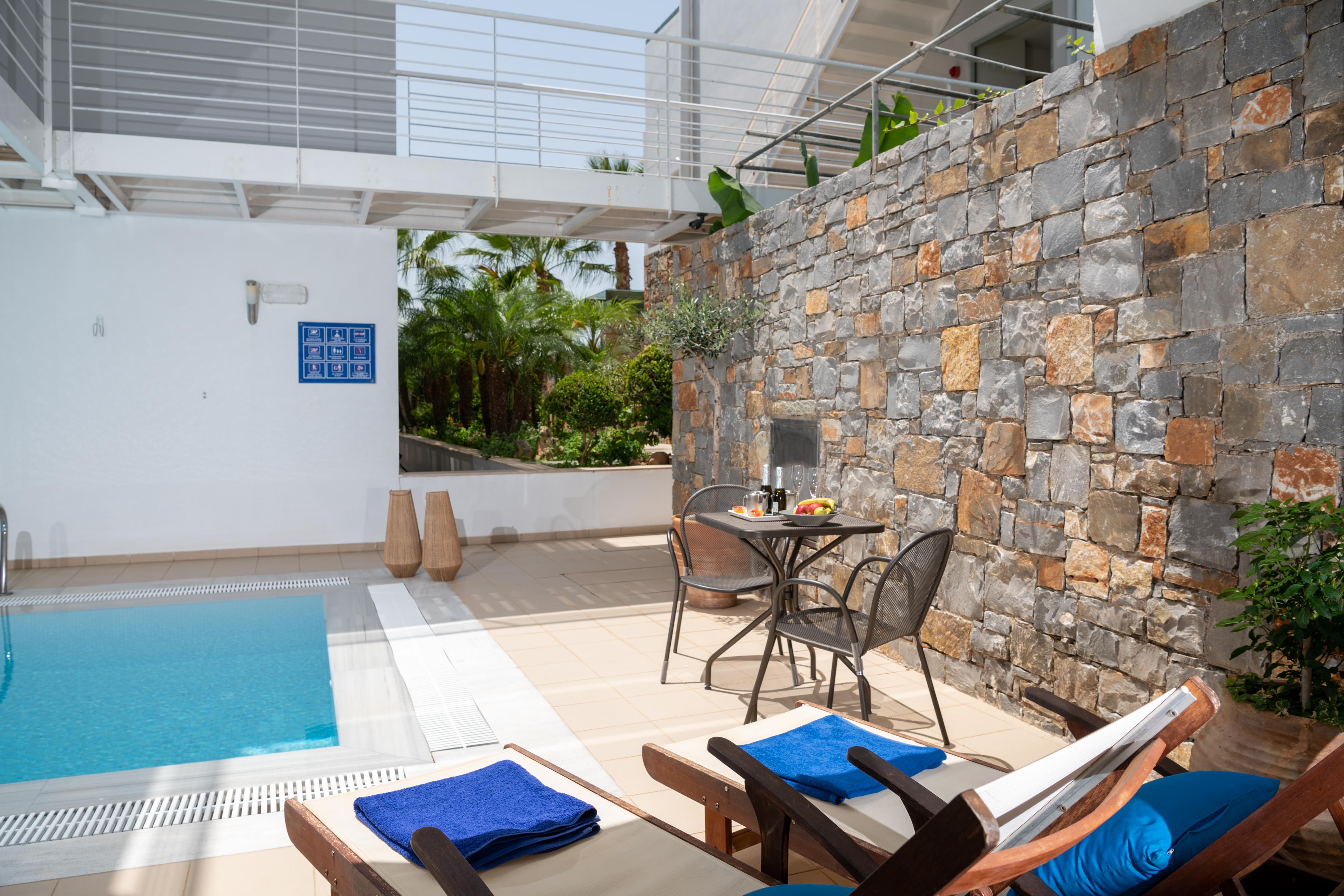 Angela Suites Boutique Hotel Sissi  Ngoại thất bức ảnh